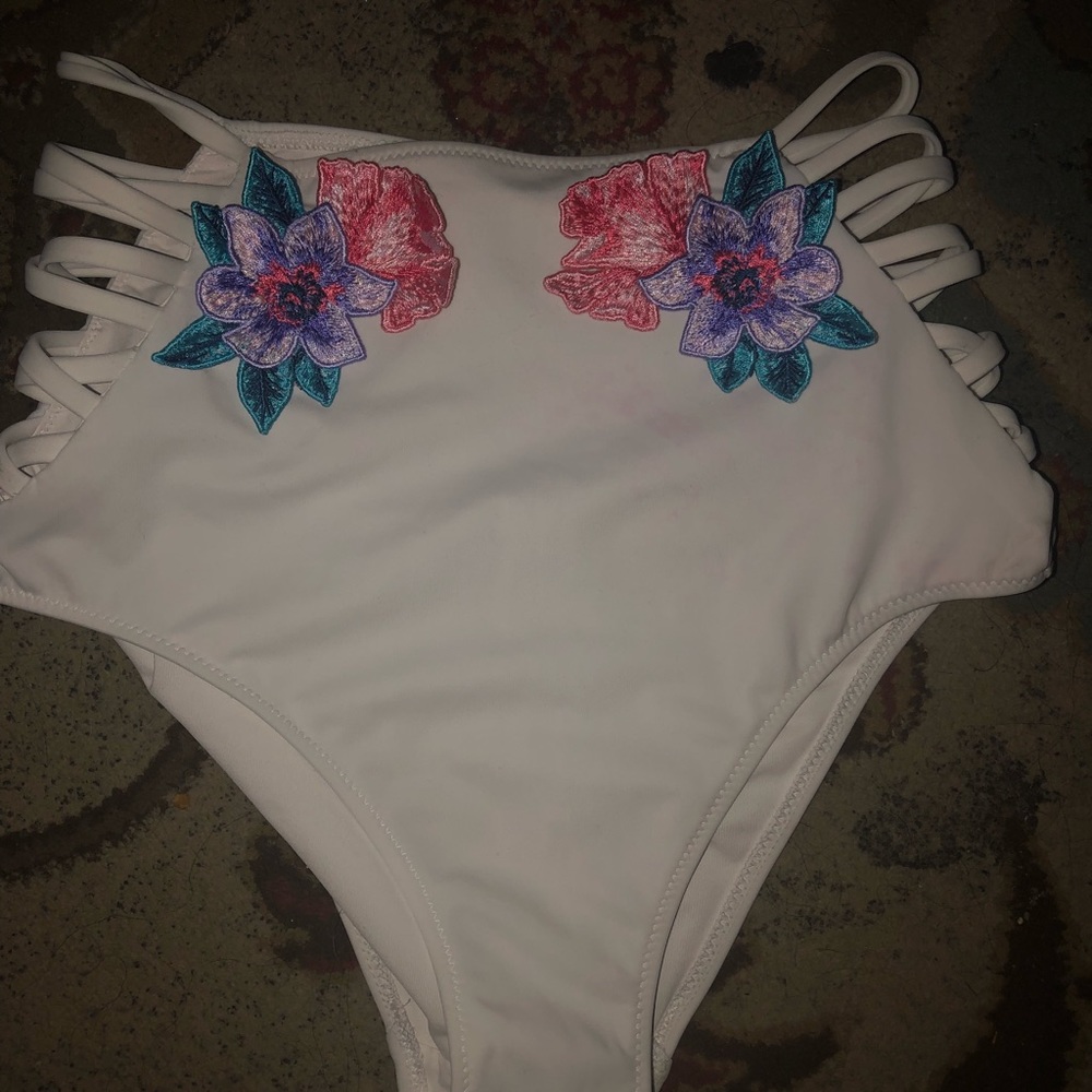 VS PINK bikini